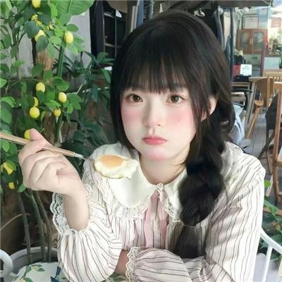 在凡妲的小房间里